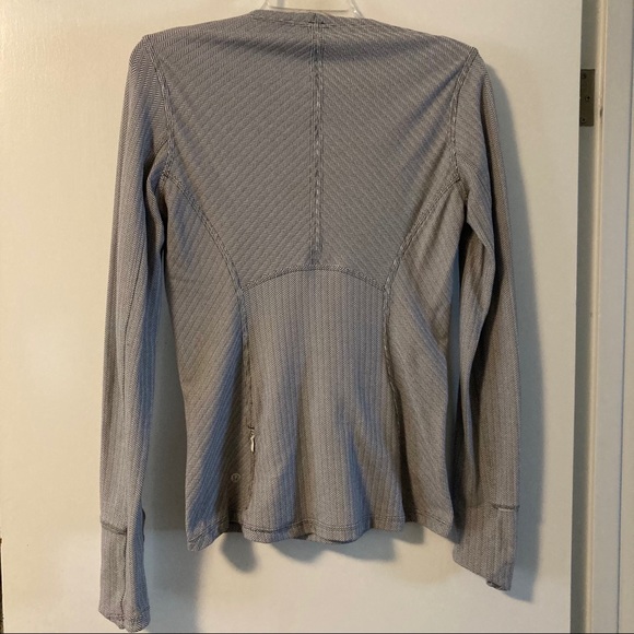 Lululemon Long Sleeve - Picture 1 of 2